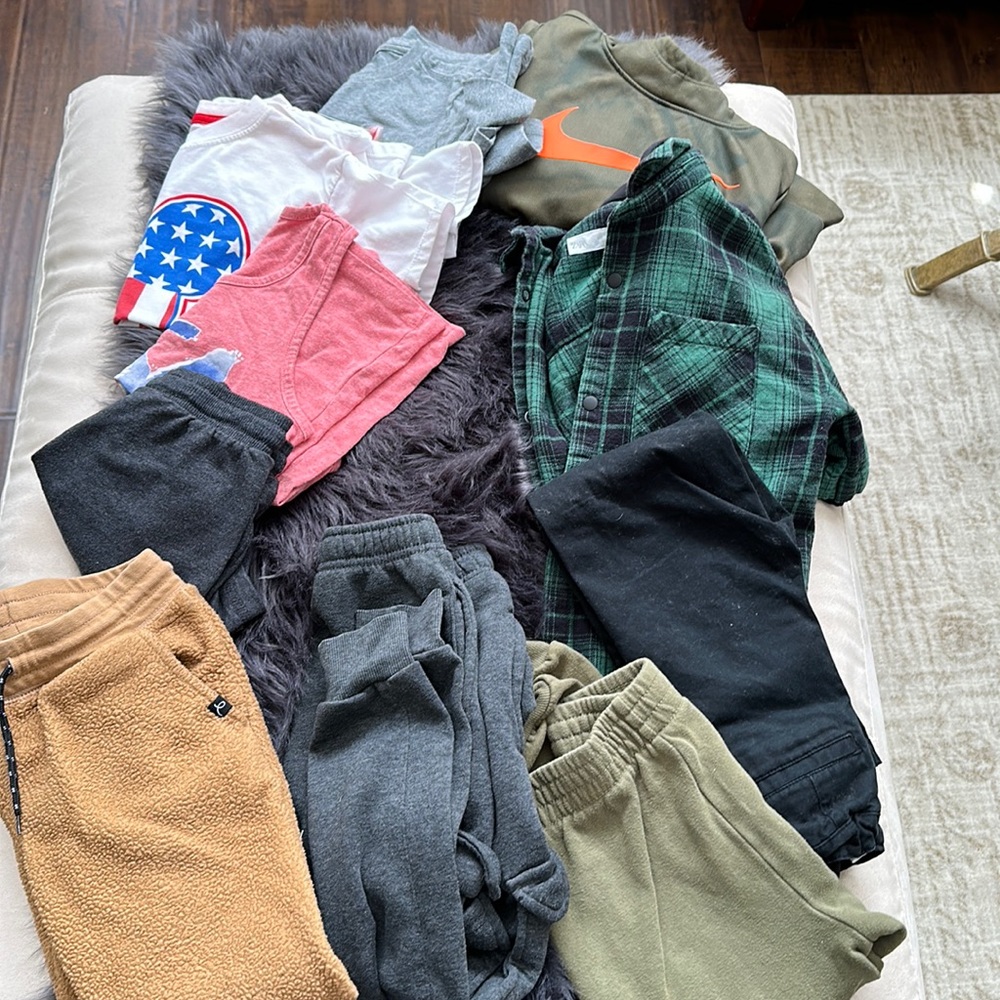 Huge bundle boys
